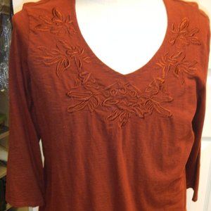 V-neck Rust embroidered trim top[